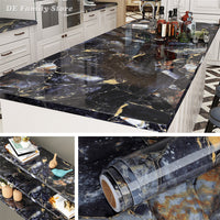 Marmorierte Klebetapete für Möbel