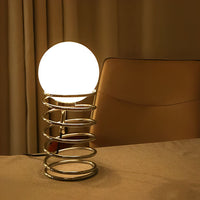 Lampe de table spirale allumée de couleur chromé