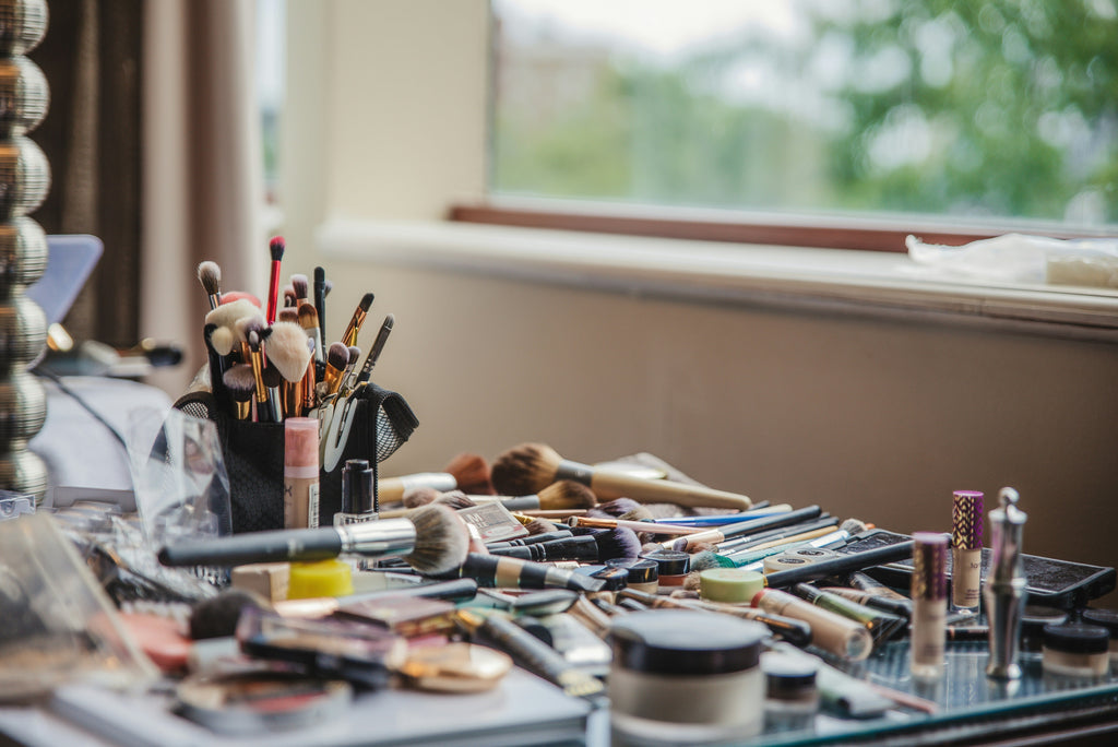 Les erreurs à éviter pour un rangement maquillage pratique et esthétique