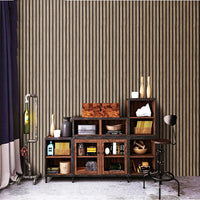 Tasseau Adhésif Étanche Style Nordique en Plastique collé sur un mur avec une étagère et des objets posés dessus et une chaise a droite